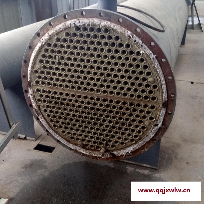制冷機組冷凝器水垢清洗廠家 采用物理高壓水加化學(xué)清洗方式 效果顯著