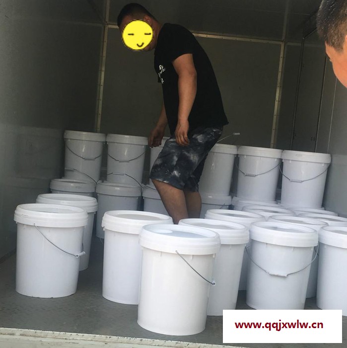 化工設備壓力容器啤酒設備不銹鋼酸洗鈍化膏液JY-601 噴涂設備配套