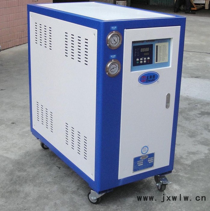 供應(yīng)工業(yè)冷水機(jī) 注塑機(jī)用冷水機(jī) 小型冷水機(jī) 5HP冷水機(jī) 水冷式冷水機(jī)廠家