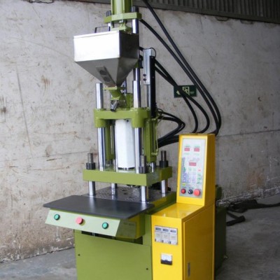 廣東**JZ-150立式注塑機(jī)、數(shù)據(jù)線立式小型注塑機(jī)