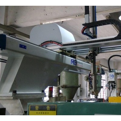 震雄注塑機(jī)88-168T安裝橫走伺服雙臂注塑機(jī)機(jī)械手 直銷
