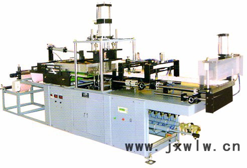 【優(yōu)品推薦】塑料擠出機(jī) 塑料吸塑機(jī) 塑料機(jī)械 壓塑機(jī)