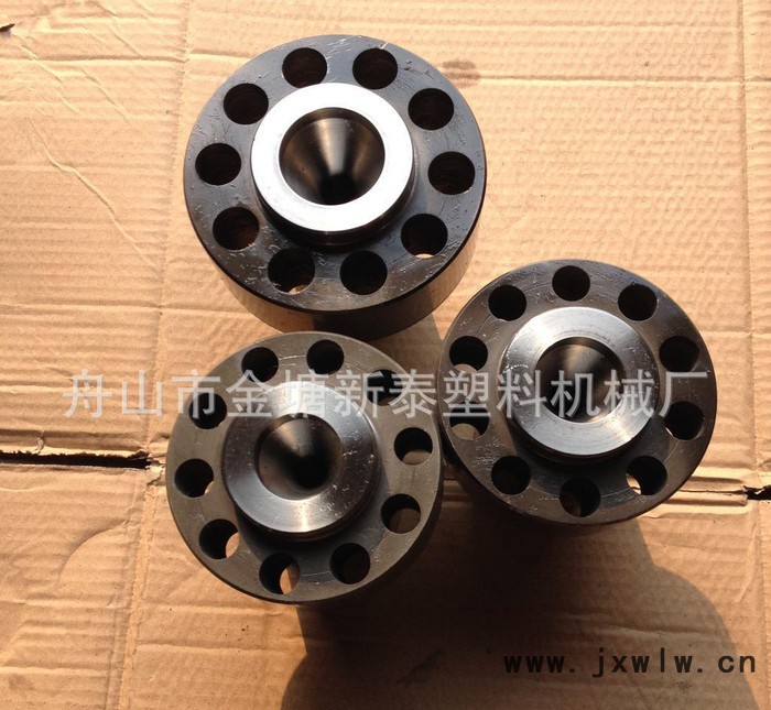 誠(chéng)信讓利客戶160T震德注塑機(jī)螺桿料筒