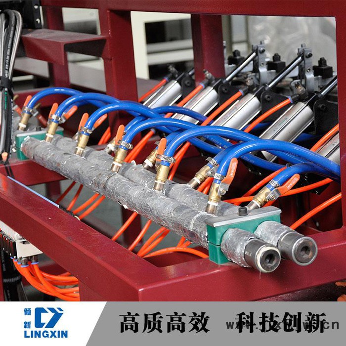 領新聚氨酯pu慢回彈耳塞發(fā)泡機， 記憶耳塞pu 發(fā)泡設備