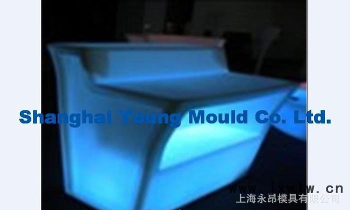 加工定制酒吧吧臺(tái) LED發(fā)光家具 設(shè)計(jì)加工滾塑一體家具 滾塑