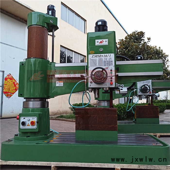 液壓搖臂鉆床生產(chǎn)廠家 Z3050x16搖臂鉆床型號 批量生產(chǎn)搖臂鉆床