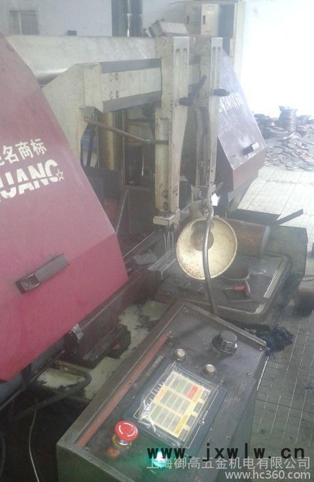 改裝數(shù)控金屬帶鋸床  數(shù)控帶鋸床 多種品牌帶鋸床改裝