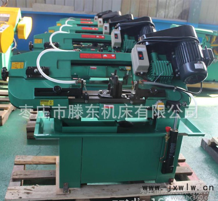 小型**帶鋸床、結(jié)構(gòu)**、堅固耐用的液壓帶鋸床G712