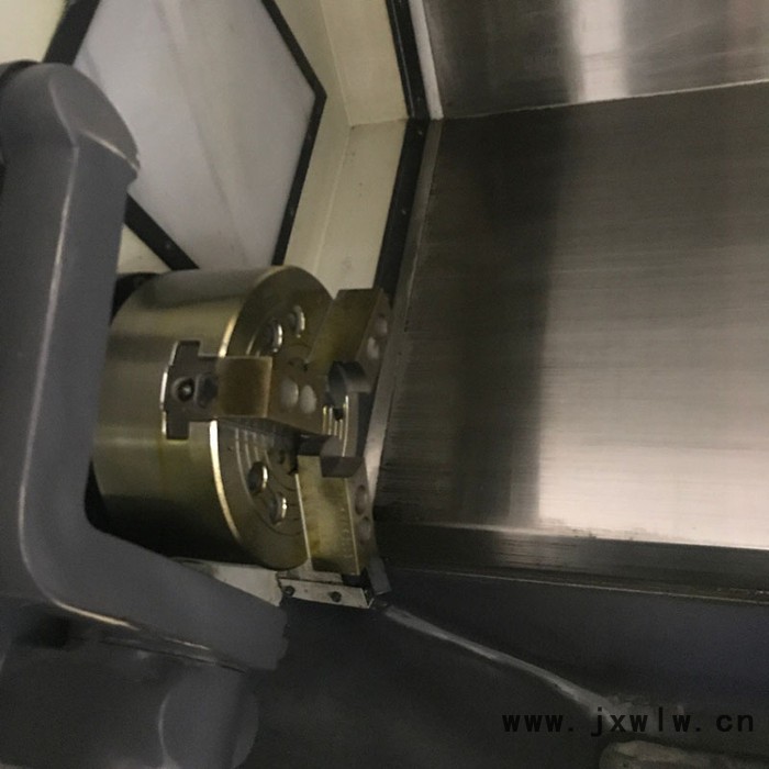 二手臺灣遠(yuǎn)東HL-25DM車銑復(fù)合數(shù)控機(jī)床