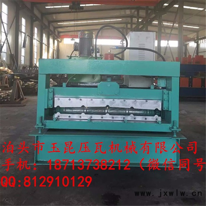 四川900壓瓦機(jī) 彩鋼瓦設(shè)備量大從優(yōu) 另批發(fā)零售剪板機(jī)折彎?rùn)C(jī)等配件
