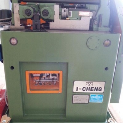 鎰全3T螺紋加工機(jī)床  臺(tái)灣鎰全小型IC-3T滾絲機(jī) 進(jìn)口小型滾絲機(jī)