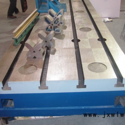 陜西鑄鐵平臺(tái) T型槽工作臺(tái) 陜西平板生產(chǎn)量具廠(chǎng)家批發(fā)