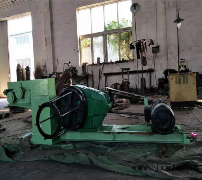 拉絲機(jī)大型水箱拉絲機(jī)大型水箱拔絲機(jī)設(shè)備生產(chǎn)廠家