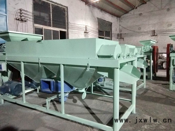 稻谷去霉點(diǎn)拋光機(jī)/黃豆去皮提亮拋光機(jī)