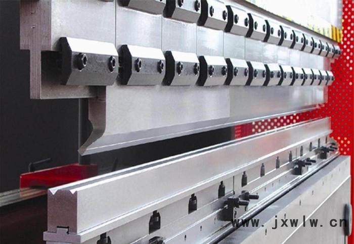 laser cutting service 電柜 配電柜 配電箱 配電箱加工 鈑金加工
