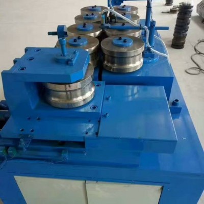 凱威農(nóng)業(yè)科技有限公司 大棚彎管機(jī)