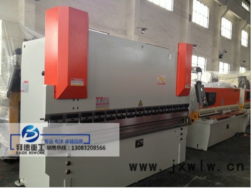 供應(yīng)MD-320數(shù)控折彎機  不銹鋼加工專用折彎機