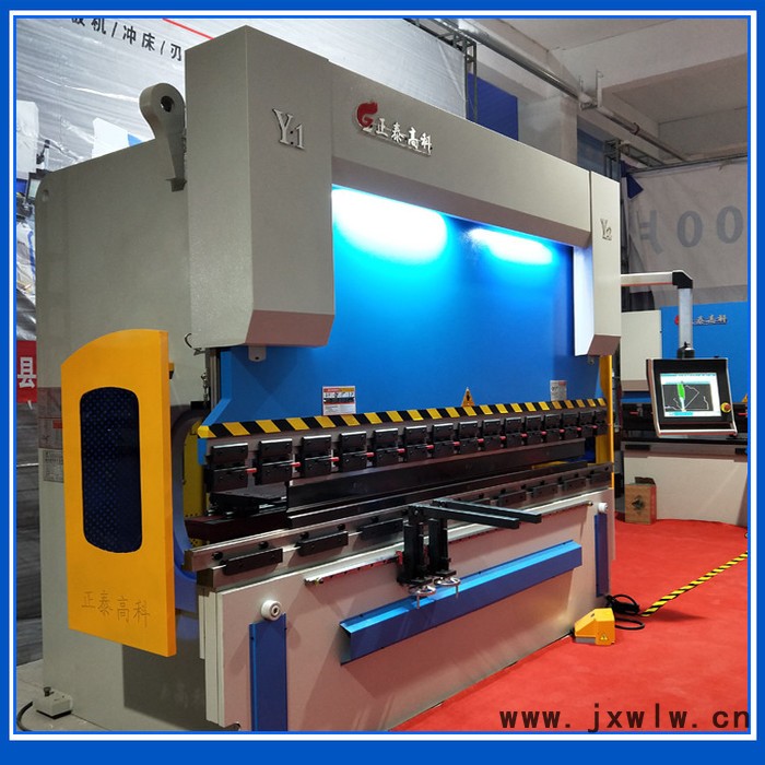 正泰高科WE67K-110T/3200.4+1+2電液伺服數(shù)控折彎機(jī)**