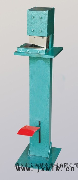 電動(dòng)平臺(tái)彎管機(jī)生產(chǎn)廠家