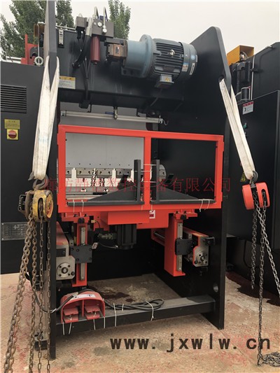 金方圓PR6C60T*1500 數(shù)控折彎機(jī)