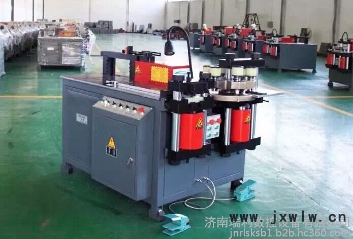 濟(jì)南瑞利 母線加工機(jī) 母排沖孔折彎?rùn)C(jī) 多工位母線壓花機(jī)  銅排剪切沖孔機(jī)