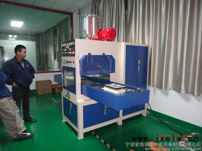 高周波熔斷機 壓花機 大型高周波 高周波廠家 全自動高周波 高周波熔斷機 壓花