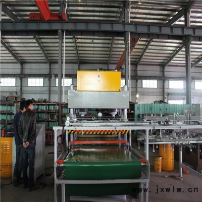 國(guó)威_汽車內(nèi)飾件裁斷機(jī)_吸塑用裁斷機(jī)_自動(dòng)裁斷機(jī)_液壓裁斷機(jī)