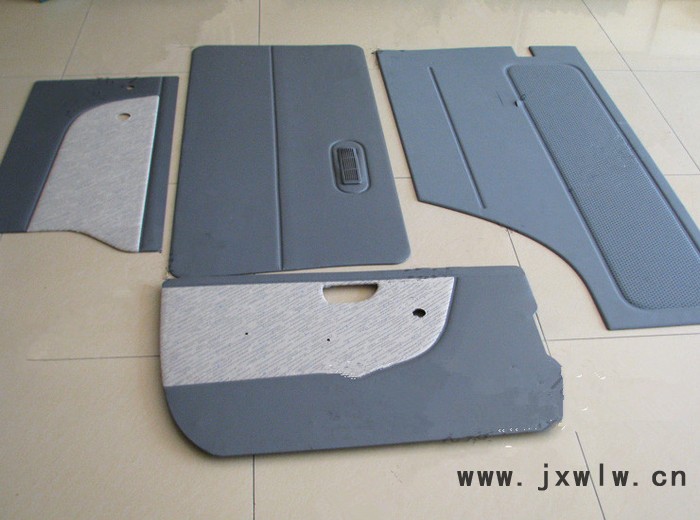 供應(yīng)汽車門板壓花機(jī)