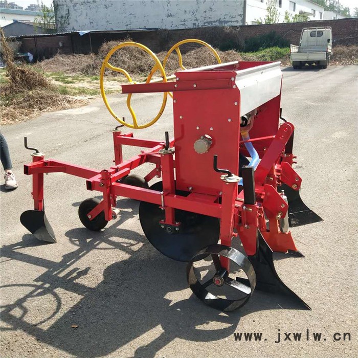 供應(yīng)起壟施肥覆膜一體機(jī) 起壟機(jī) 施肥機(jī) 覆膜機(jī)多功能鋪膜滴灌機(jī) 153-35342270帶