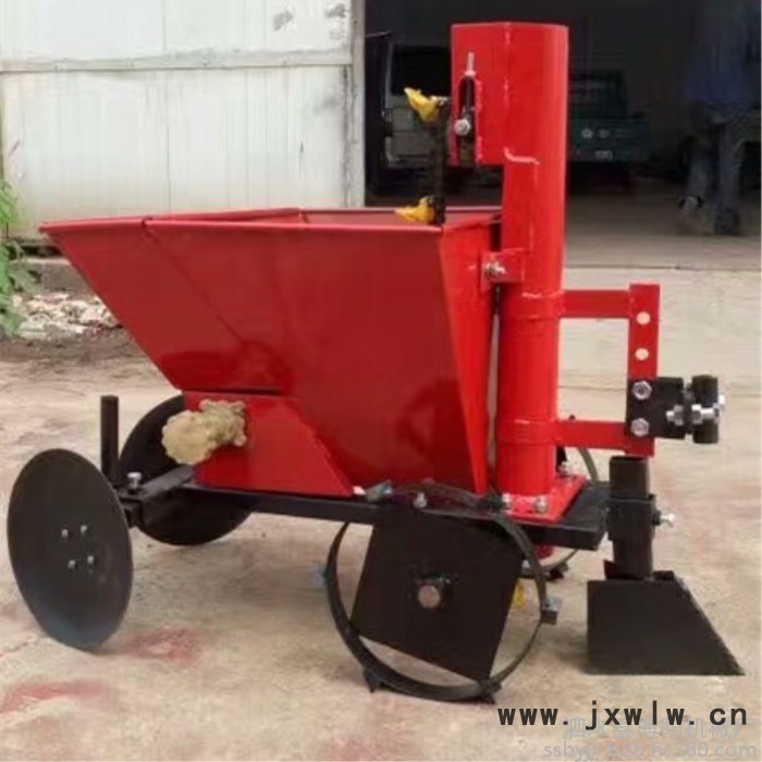 博陽機(jī)械 一壟兩行土豆播種覆膜機(jī) 雙行馬鈴薯播種覆膜機(jī)