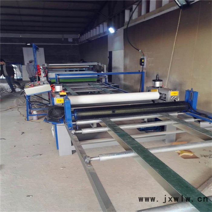 直銷 大板木材貼面覆膜機(jī) PVC環(huán)保平面貼面機(jī)廠家
