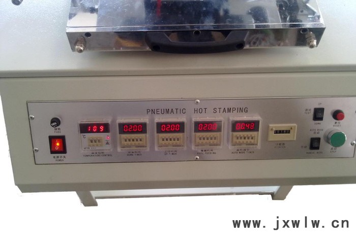 供應(yīng)氣動燙金機(jī)