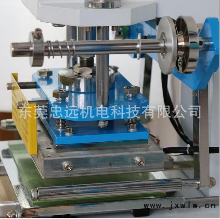 ZY-819C氣動(dòng)燙金機(jī)皮革燙金請(qǐng)?zhí)麪C金立式燙金機(jī)