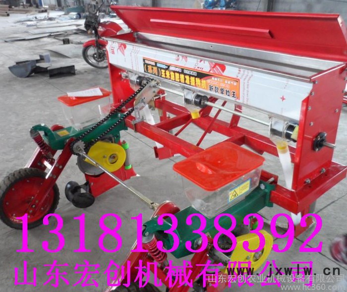 宏創(chuàng)玉米覆膜播種機(jī) 土豆播種覆膜機(jī) 花生播種覆膜機(jī)