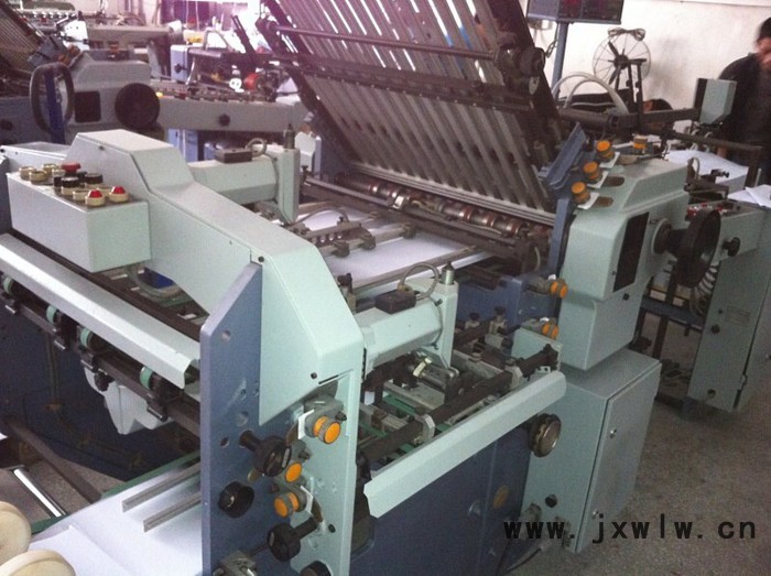 大朗新茂  kt78折頁機(jī) KD660折頁機(jī) CP折頁機(jī)