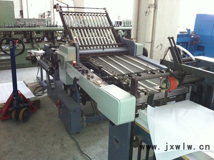 大朗新茂  kt78折頁機(jī). KD660折頁機(jī)