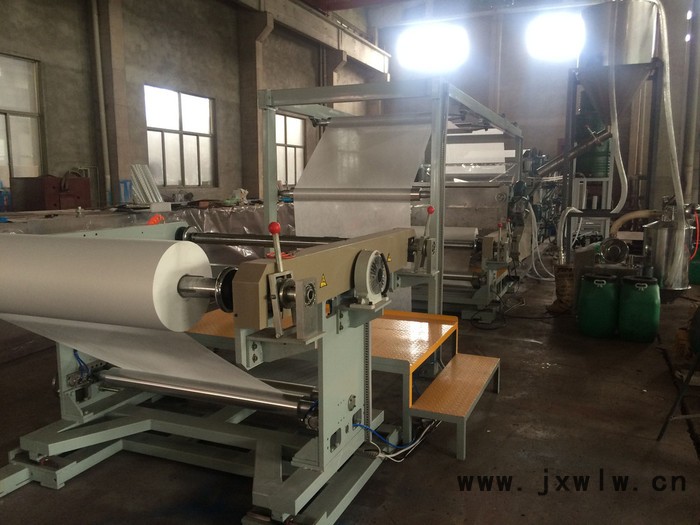 金槐機(jī)械阻水帶復(fù)合機(jī)