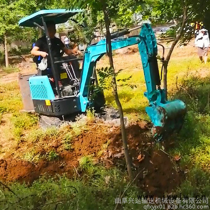 農(nóng)用開槽機生產(chǎn)廠家 農(nóng)用液壓式小型挖土機  國產(chǎn)微型車 開溝機z1