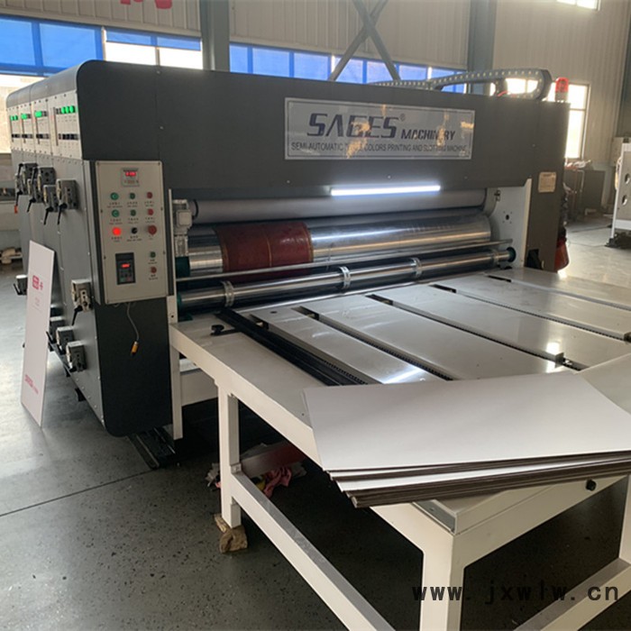 義力YX2600系鏈條半自動紙箱印刷開槽機(jī)2021新款產(chǎn)品