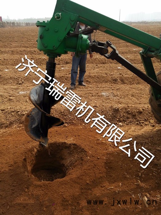 拖拉機挖坑機懸掛架 材質(zhì)   自動打孔機打孔視頻及方法
