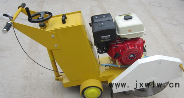供應(yīng)汽油馬路切割機(jī)、路面切割機(jī)