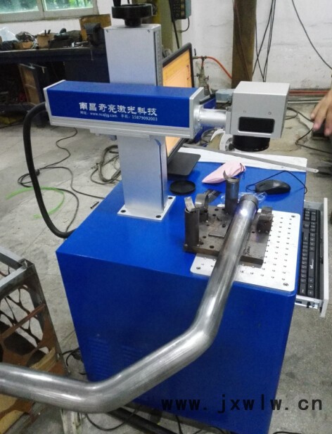 南昌奇亮激光打標(biāo)機(jī)江西激光打標(biāo)機(jī)江西激光打字機(jī)江西激光噴碼機(jī)江西激光焊接機(jī)江西激光切割機(jī)江西激光刻字機(jī)南昌激光打字加工