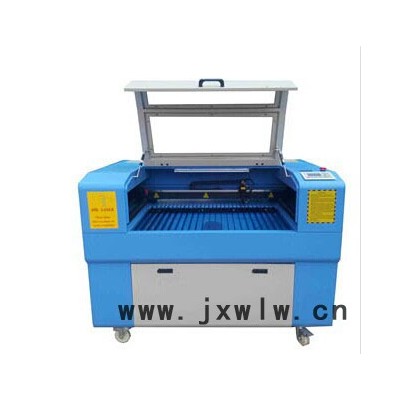 激光雕刻機(jī)