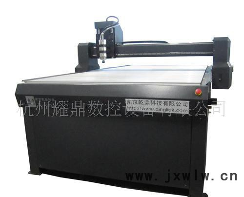 木工雕刻機(jī),小型雕刻機(jī),木工浮雕雕刻機(jī),高速木工雕刻機(jī),浮雕雕刻