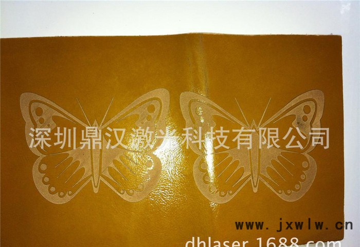 進(jìn)口射頻管CO2激光打標(biāo)機(jī)真皮情侶手提包必備激光打標(biāo)機(jī)