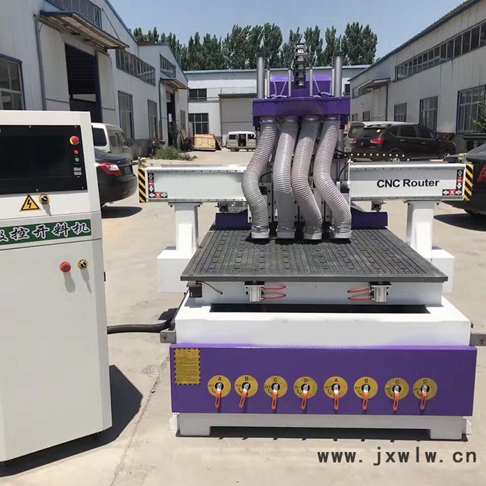 數(shù)控開(kāi)料機(jī) 重型四工序開(kāi)料價(jià)格優(yōu)惠 木工雕刻機(jī)配置報(bào)價(jià) 越隆 價(jià)格合理