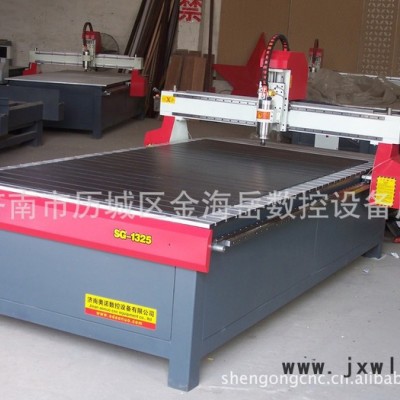 供應(yīng)神工南陽木工雕刻機(jī)