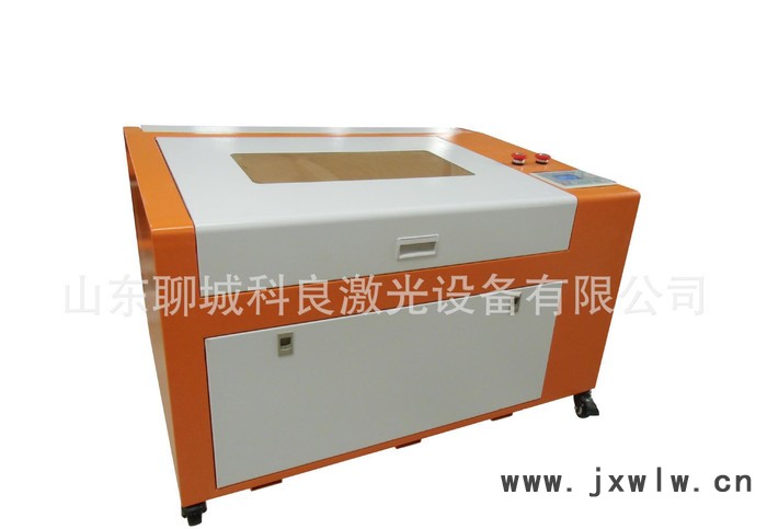 激光雕刻機(jī) 竹木工藝品雕刻機(jī) 非金屬雕刻機(jī) 紅酒盒雕刻機(jī)