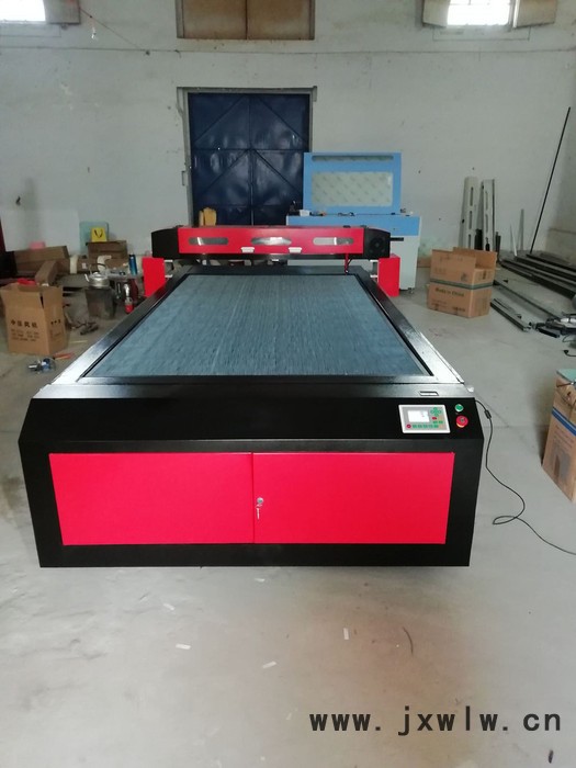旺旺數(shù)控供應(yīng)標準型 1325齒條激光雕刻機       廣告專用設(shè)備 廠家定制良心出品