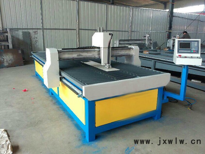 **全自動(dòng)等離子切割機(jī),  1.3*3100  價(jià)格浮動(dòng)  詳情請(qǐng)找客服。